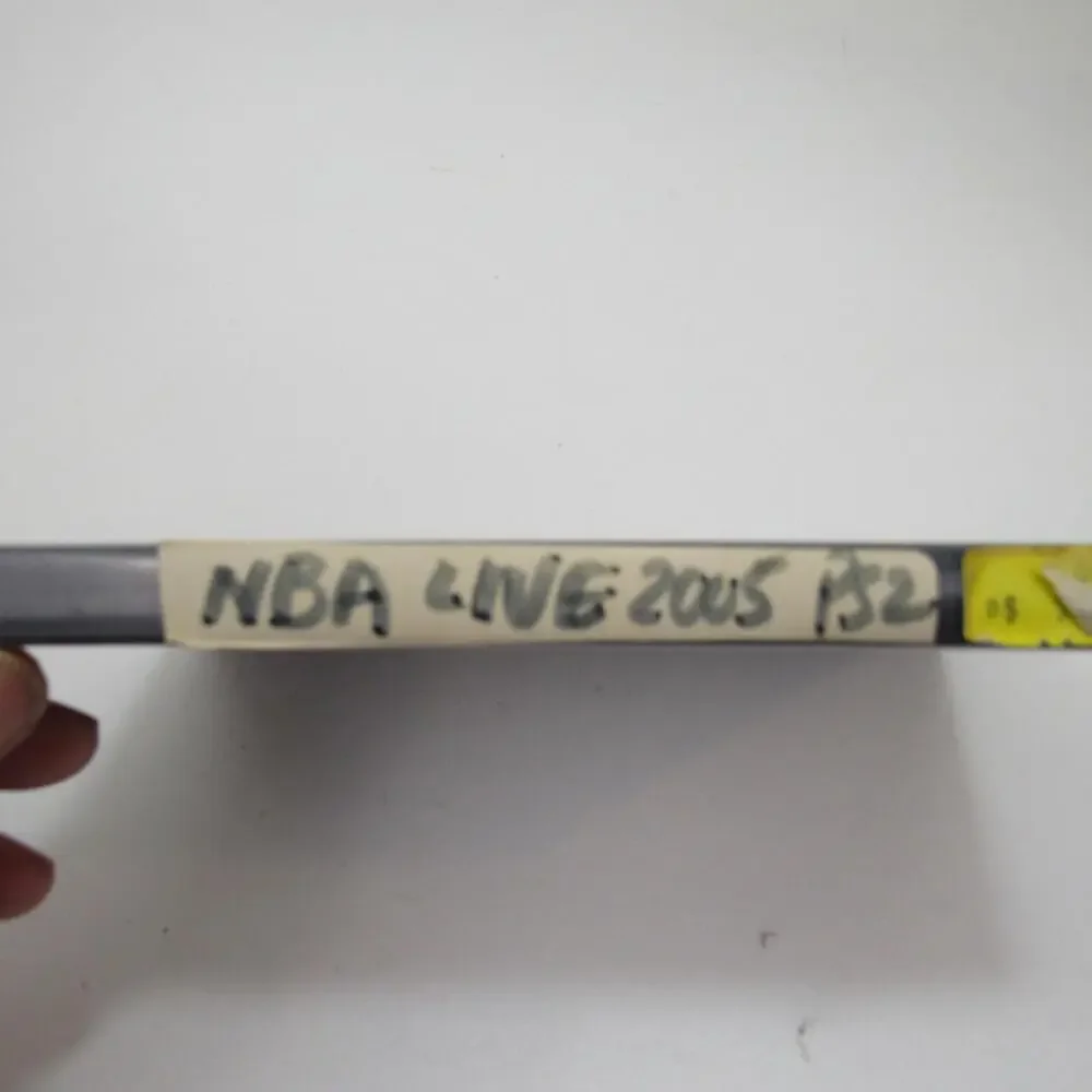 NBA‎ Live 2005 (Sony PlayStation 2, 2005) 2